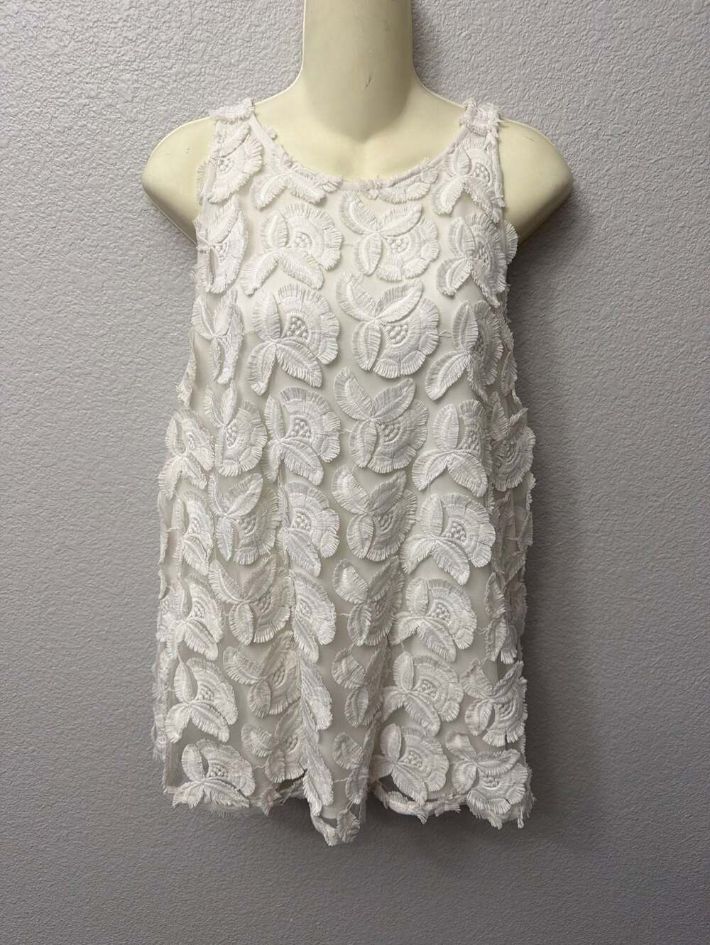 Alfani White Textured Floral Applique Sleeveless Top Size Large